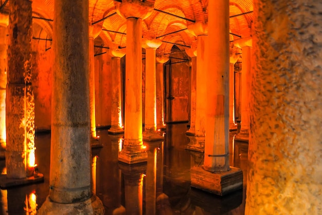 TURCHIA ISTANBUL Bellissima Cisterna Basilica aperta ai visitatori dopo il restauro