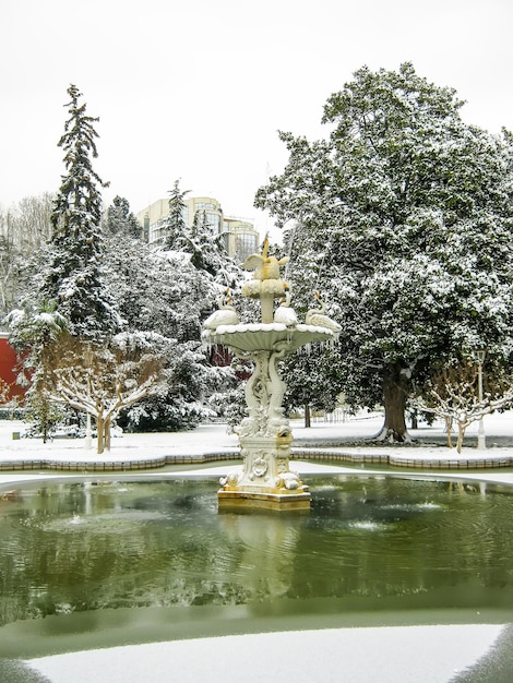 TURCHIA ISTANBUL Palazzo Domabache aperto ai visitatori durante le vacanze di Natale