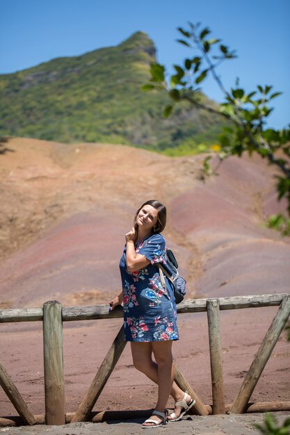 Turista sull'isola di Mauritius, le sabbie di Chamarel