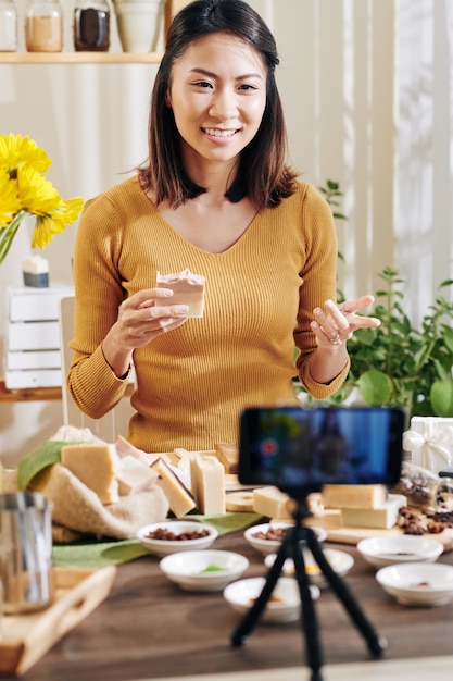 Tutorial per le riprese della donna a casa