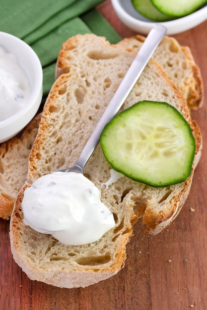 Tzatziki con pane