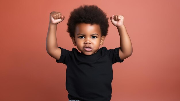 Un bambino gioioso celebra l'orgoglio culturale durante il mese della storia nera