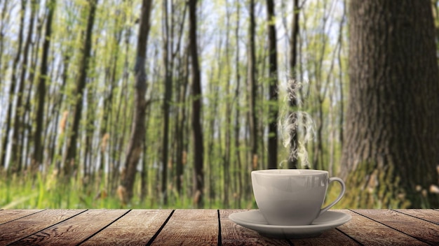 un caffè caldo in tavola su uno sfondo naturale