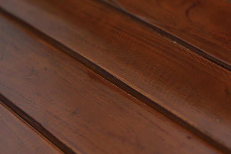 un close-up di dettagli decorativi su una sedia di legno con un modello naturale concetto di foto di mobili