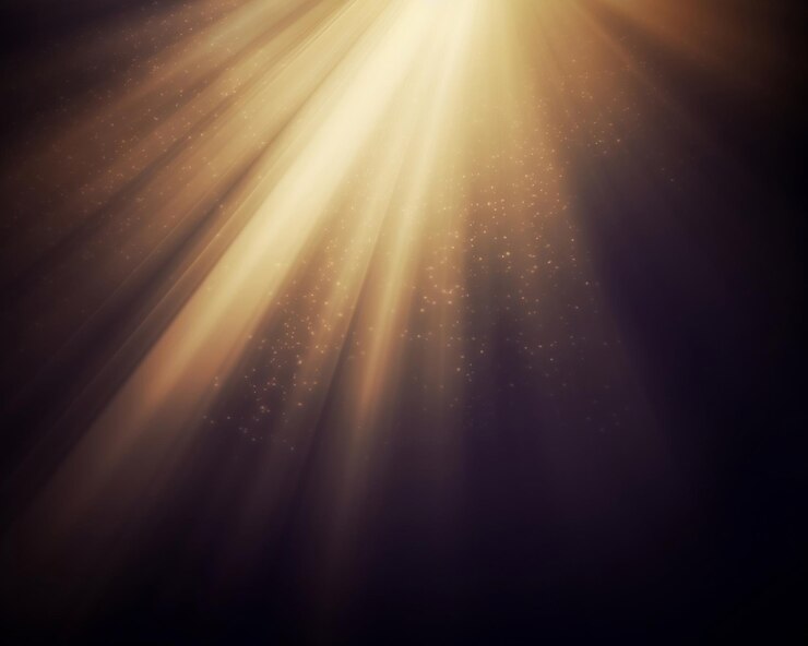 Foto un'immagine di una croce sfocata dal sole