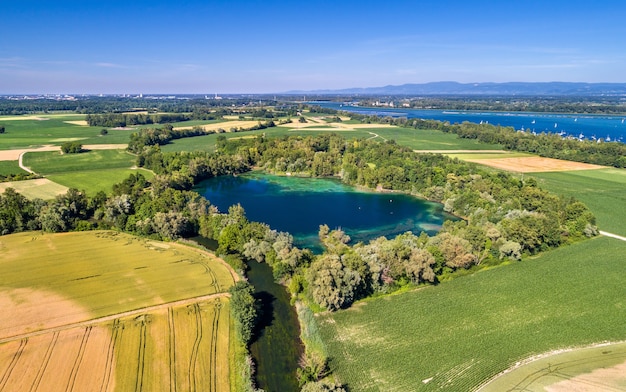 Un lago vicino al Reno a sud di Strasburgo - Grand Est, France