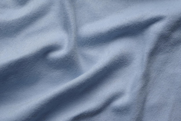 Un panno blu con uno sfondo bianco e uno sfondo blu scuro.