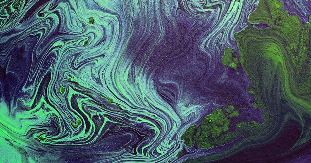 Un primo piano di un'acqua swirly blu e verde con le parole "ocean" su di esso