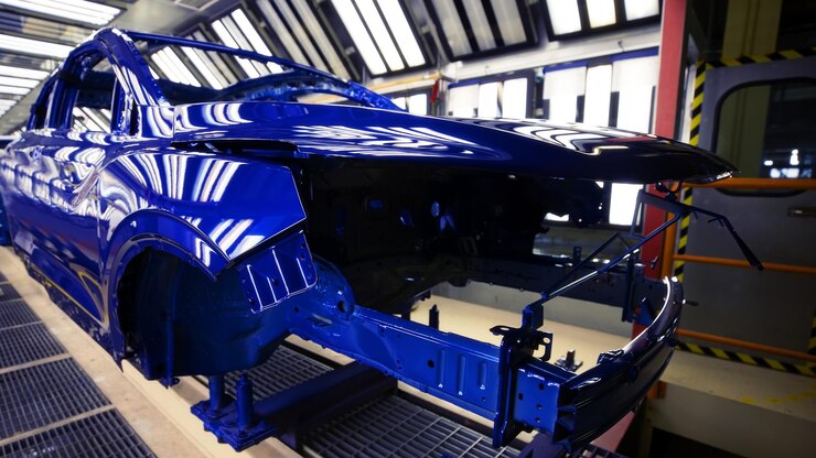 Un sito per la verniciatura di auto in una fabbrica innovativa