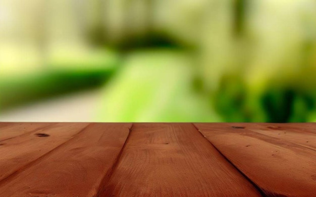 Un tavolo di legno con uno sfondo verde e uno sfondo verde.