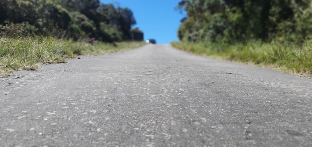 Un viaggio senza fine che esplora la lunga strada che ci aspetta