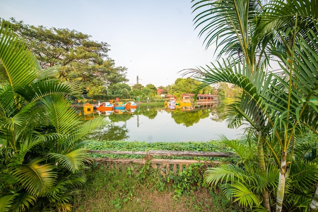 Una bellissima vista del parco a Yangon Myanmar