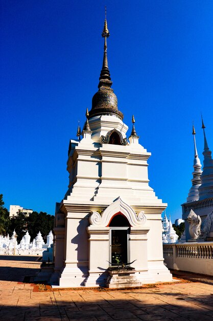 Una bellissima vista del tempio buddista situato a Chiang Mai Thailandia