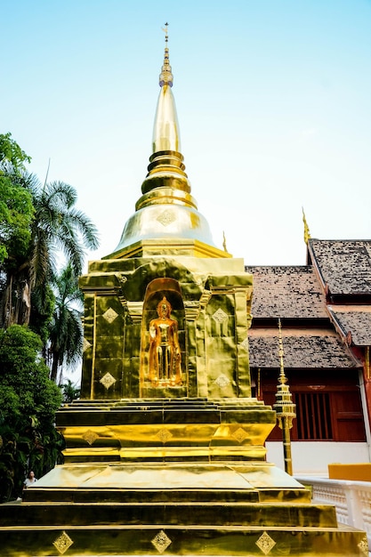 Una bellissima vista del tempio buddista situato a Chiang Mai Thailandia