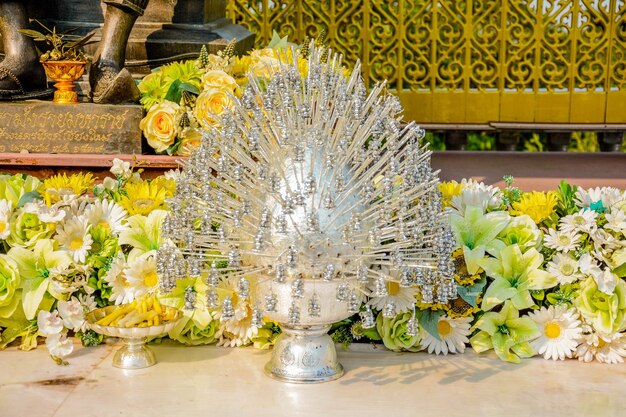 Una bellissima vista del tempio buddista Wat Doi Suthep situato a Chiang Mai Thailandia