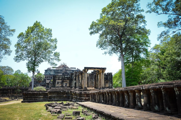 Una bellissima vista del tempio di Angkor Wat situato a Siem Reap in Cambogia