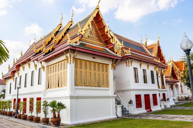 Una bellissima vista del tempio di marmo situato a Bangkok in Thailandia