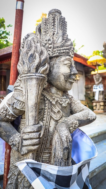 Una bellissima vista del tempio di Pura Tirta Empul situato a Bali Indonesia