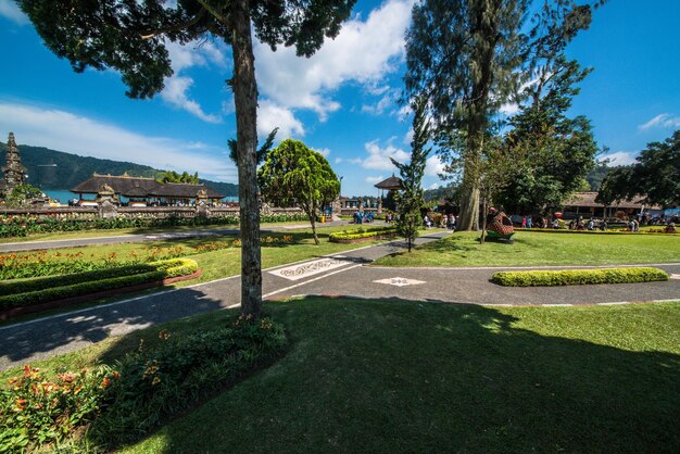 Una bellissima vista del tempio di Ulun Danu Batur situato a Bali Indonesia