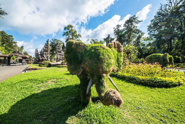 Una bellissima vista del tempio di Ulun Danu Batur situato a Bali Indonesia