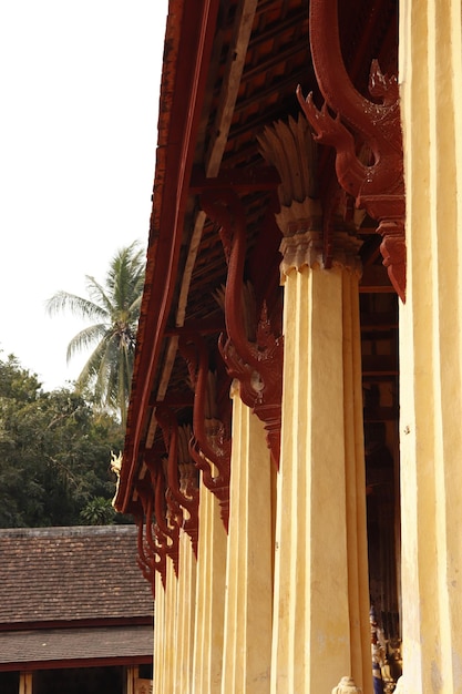 Una bellissima vista del tempio di wat sisaket situato a Vientiane Laos