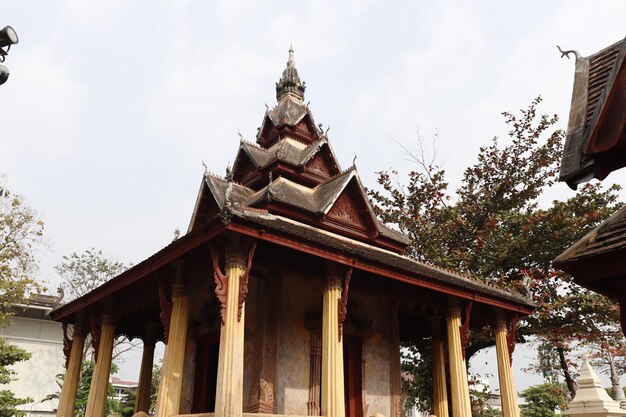 Una bellissima vista del tempio di wat sisaket situato a Vientiane Laos