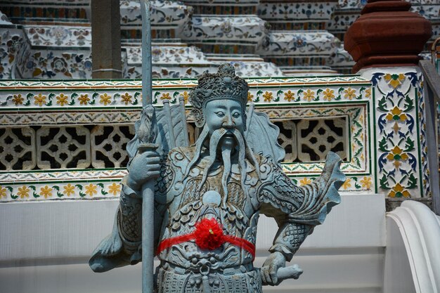 Una bellissima vista del tempio Wat Arun situato a Bangkok in Thailandia