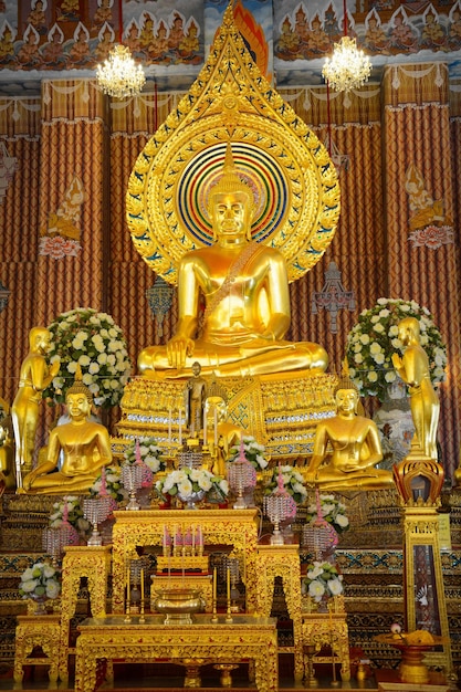 Una bellissima vista del tempio Wat Songkran situato a Bangkok in Thailandia