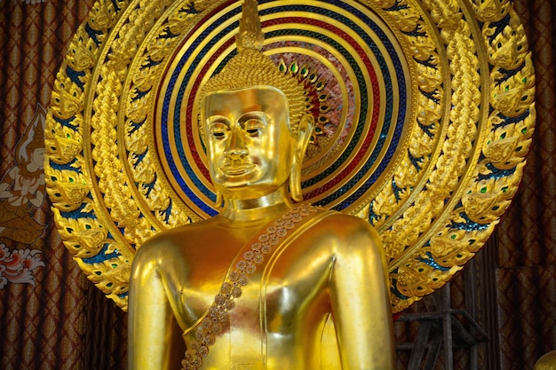 Una bellissima vista del tempio Wat Songkran situato a Bangkok in Thailandia