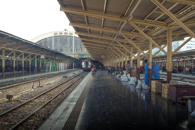 Una bellissima vista della stazione ferroviaria di Bangkok situata a Bangkok in Thailandia