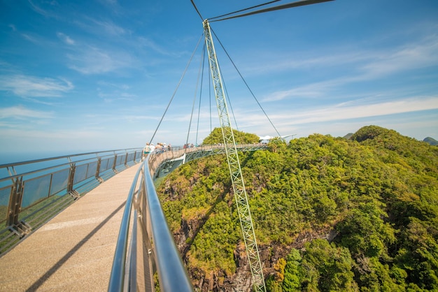 Una bellissima vista di Langkawi Sky Bridge situato in Malesia