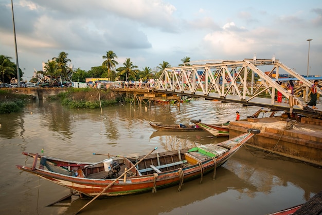 Una bellissima vista panoramica della capitale Yangon del Myanmar