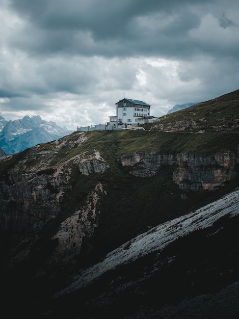 Una bellissima vista sulle "tre cime di lavaredo"