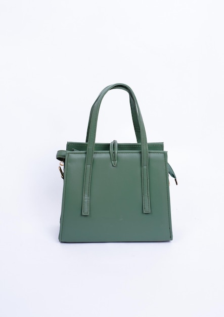 una borsa verde con un manico che dice " lo amo "
