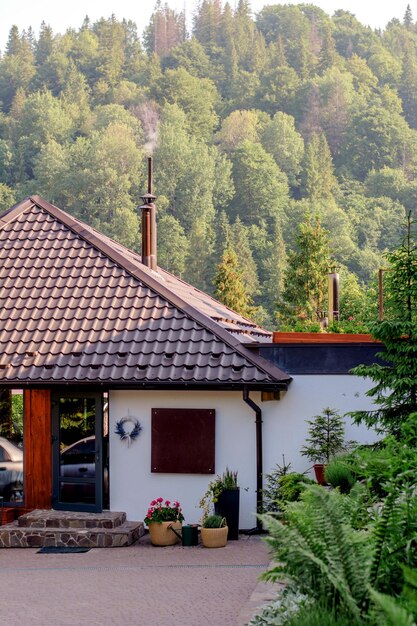 Una casa moderna in montagna