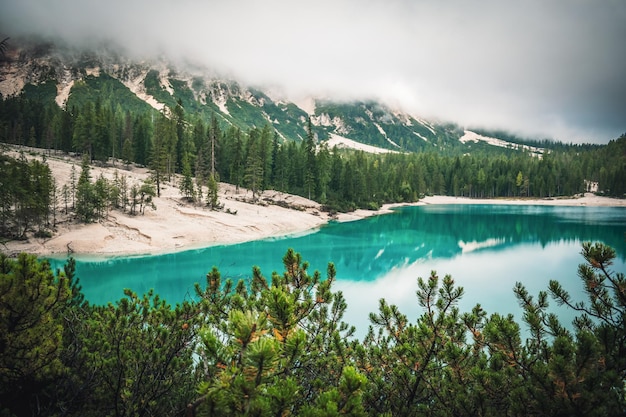 Una fantastica vista sul lago di Braies