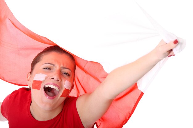 una felice fan polacca che fa il tifo contro la bandiera polacca