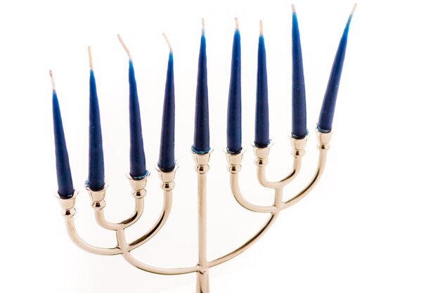 Una natura morta composta da elementi del festival ebraico Chanukah/Hanukkah.