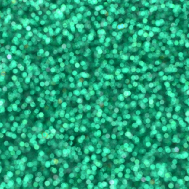 Una quantità enorme di paillettes decorative verdi.