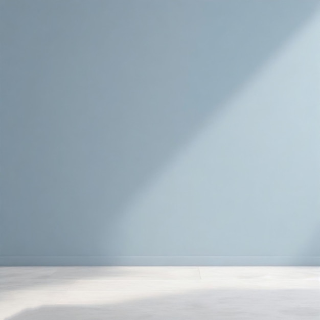 Una stanza vuota e incontaminata che si crogiola nella luce naturale del sole con una superficie liscia