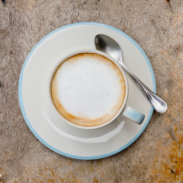 Una tazza di caffè latte