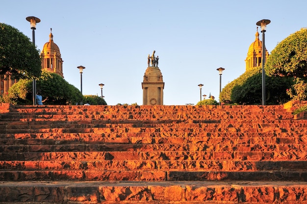 Union Buildings Pretoria Sud Africa al tramonto Monumento adiacente alla prima guerra mondiale