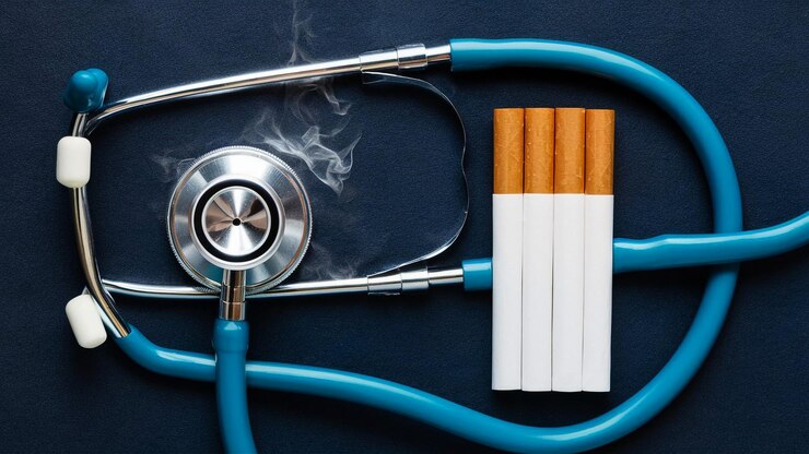 uno stetoscopio medico blu con una siringa al centro