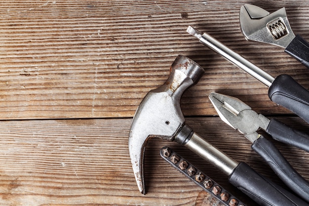 Uno strumento per molti assi di legno.