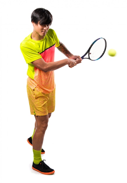 Uomo asiatico del tennis