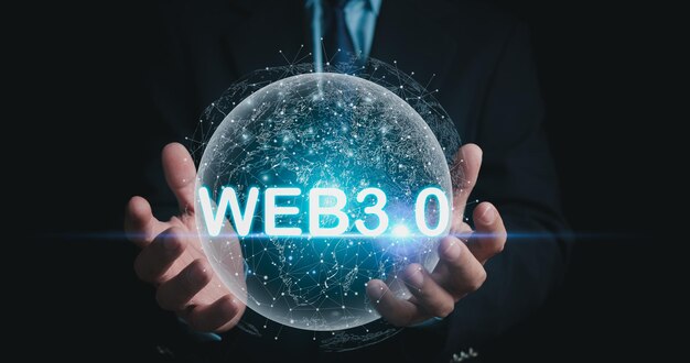 uomo d'affari in abito su sfondo gradiente Tecnologia e concetto web 30 Tecnologia