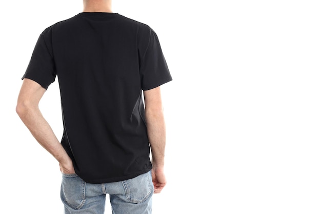 Uomo in t-shirt nera vuota isolata su sfondo bianco