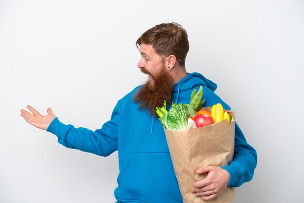 Uomo rosso con la barba