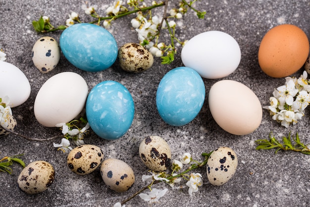 Uova di Pasqua Nel colore blu