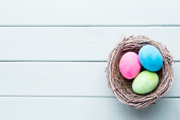 Uova di Pasqua pastello. Carta di greating di primavera.